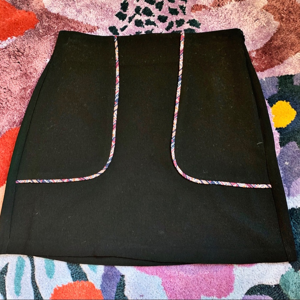 NWOT BCBGeneration Contrast Piping Mini Skirt